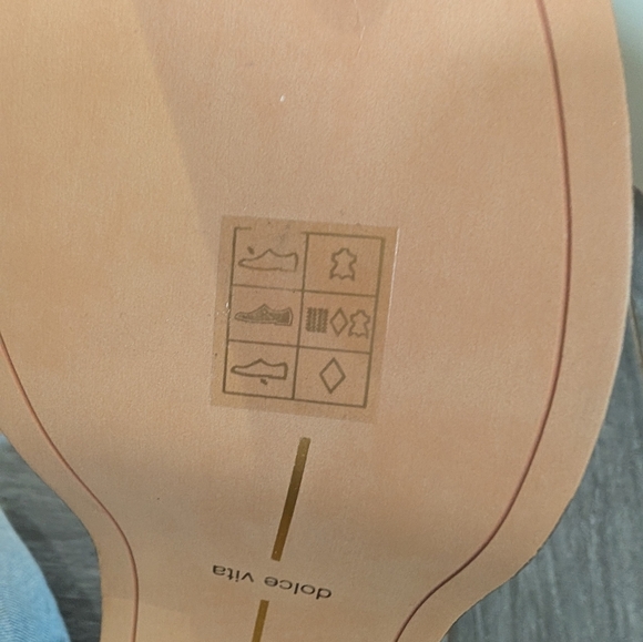 Dolce Vita | Yanni Platform Loafer In Black - Picture 7 of 9